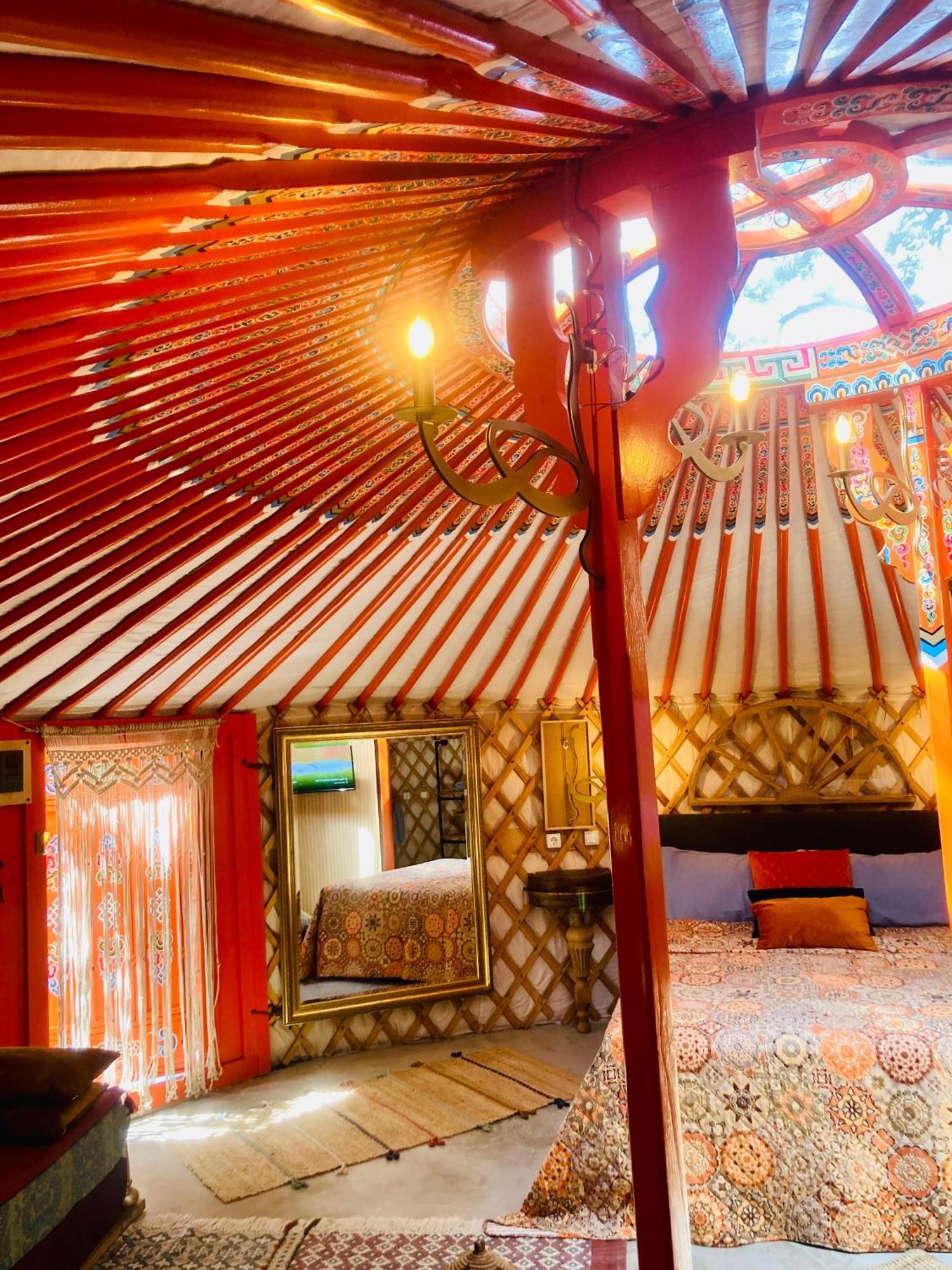 Yurta Arco Iris *